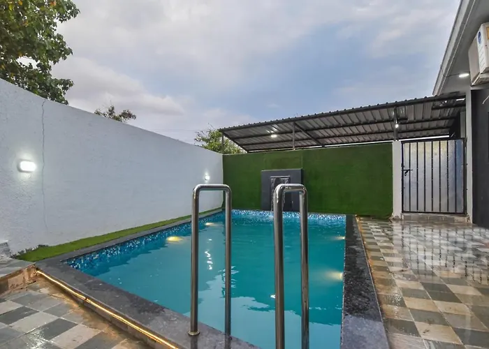 Ll Empyrean Stay Ll Jaguar Villa II 3Bhk II Ac II Pool Lonavala